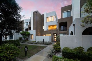 217 Magnet, Irvine, CA 92618