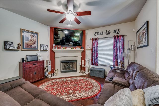 6803 Elderberry Drive, Arlington, TX 76001