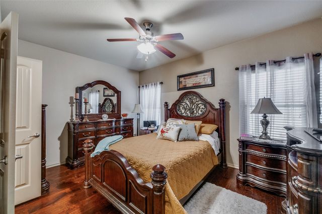 6803 Elderberry Drive, Arlington, TX 76001