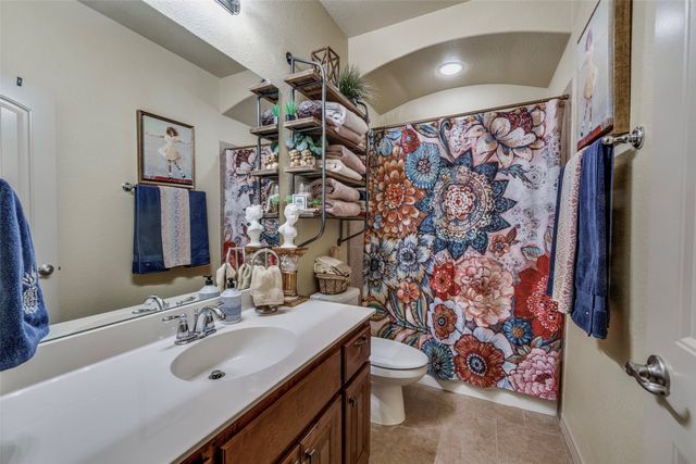 6803 Elderberry Drive, Arlington, TX 76001