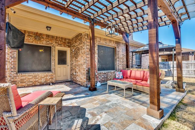 6803 Elderberry Drive, Arlington, TX 76001