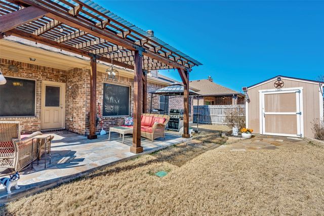 6803 Elderberry Drive, Arlington, TX 76001
