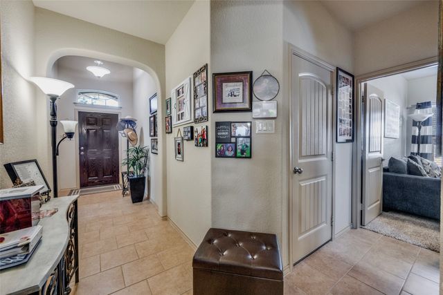 6803 Elderberry Drive, Arlington, TX 76001