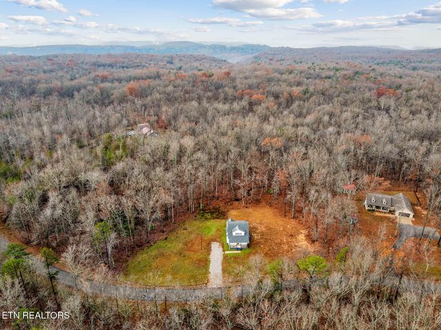 1023 W Laurel Way, Monterey, TN 38574