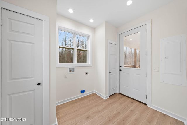 1023 W Laurel Way, Monterey, TN 38574