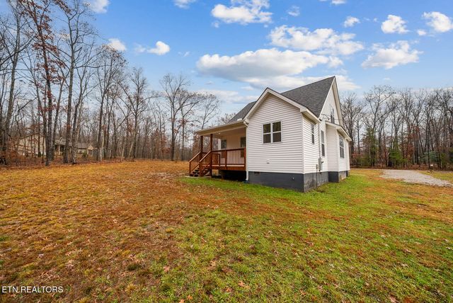 1023 W Laurel Way, Monterey, TN 38574