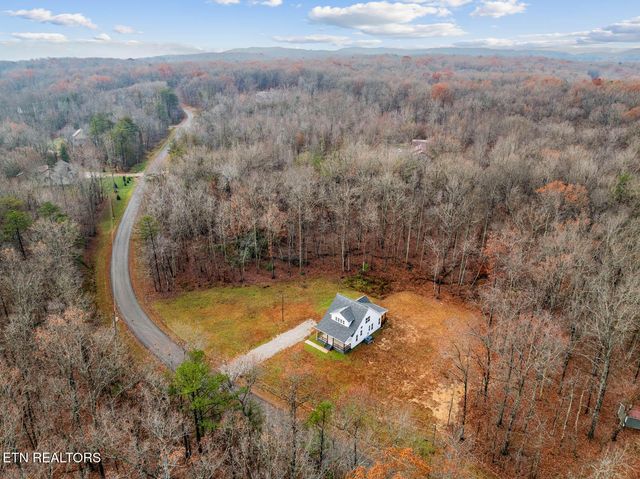 1023 W Laurel Way, Monterey, TN 38574