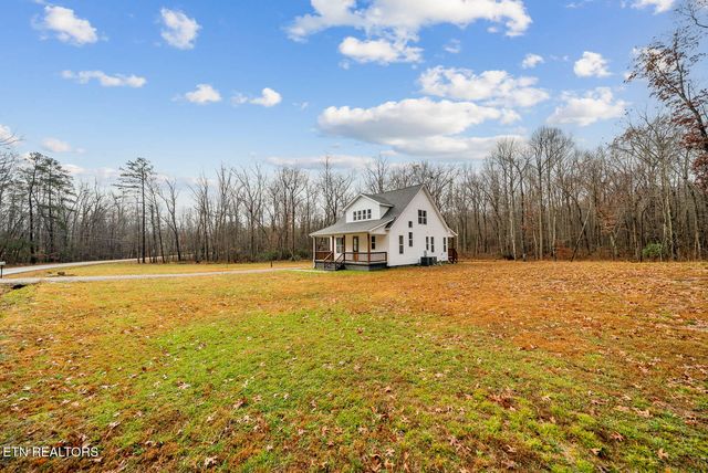 1023 W Laurel Way, Monterey, TN 38574