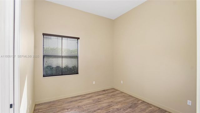 3712 NW 82nd Dr, Cooper City, FL 33024