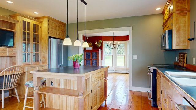 530 Brazier Road, East Montpelier, VT 05651