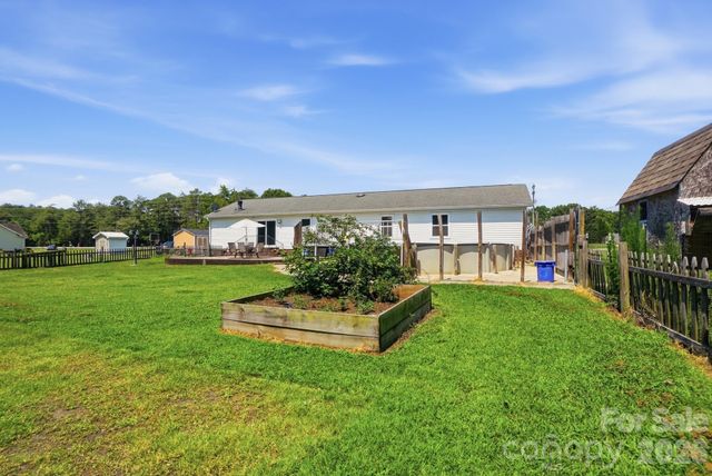 288 Farris Road, Clover, SC 29710