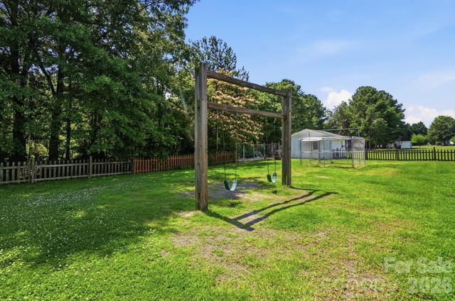 288 Farris Road, Clover, SC 29710