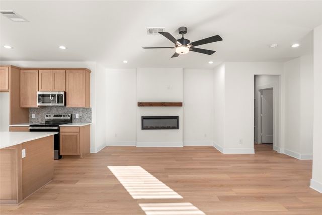 701 Escovedo Drive, Italy, TX 76651