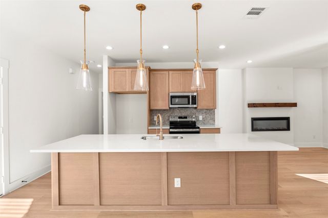 701 Escovedo Drive, Italy, TX 76651