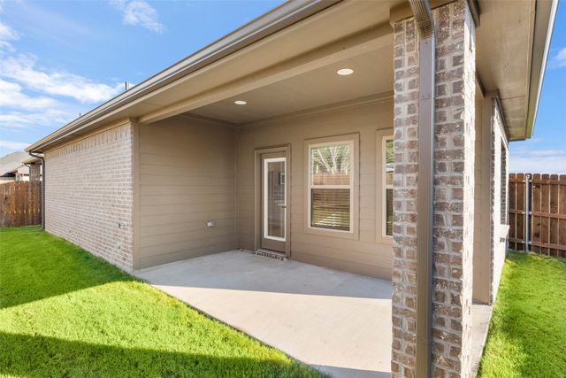 701 Escovedo Drive, Italy, TX 76651