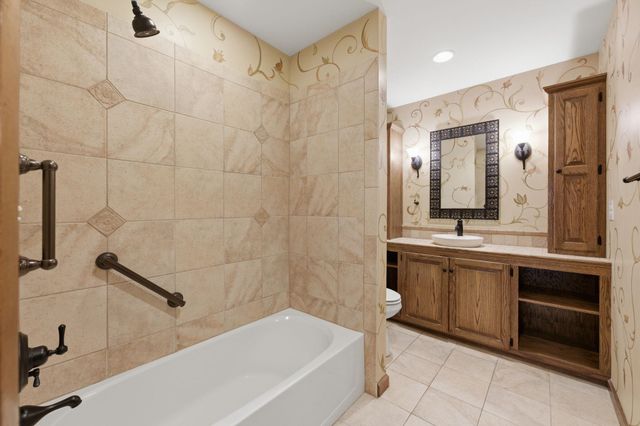 1506 N Caddy, Wichita, KS 67212