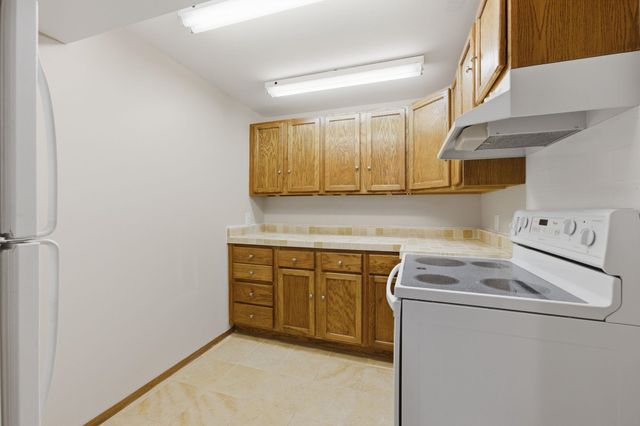 1506 N Caddy, Wichita, KS 67212