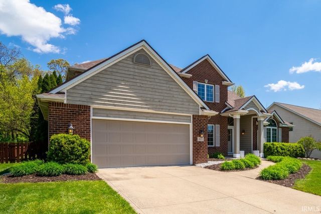 421 Deer Cliff Run, Fort Wayne, IN 46804