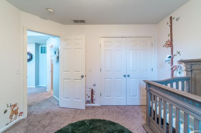 421 Deer Cliff Run, Fort Wayne, IN 46804