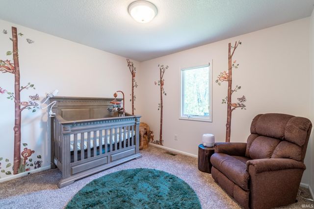 421 Deer Cliff Run, Fort Wayne, IN 46804