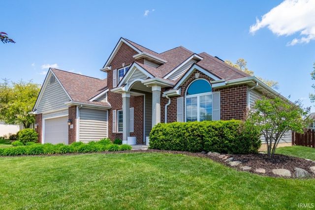 421 Deer Cliff Run, Fort Wayne, IN 46804
