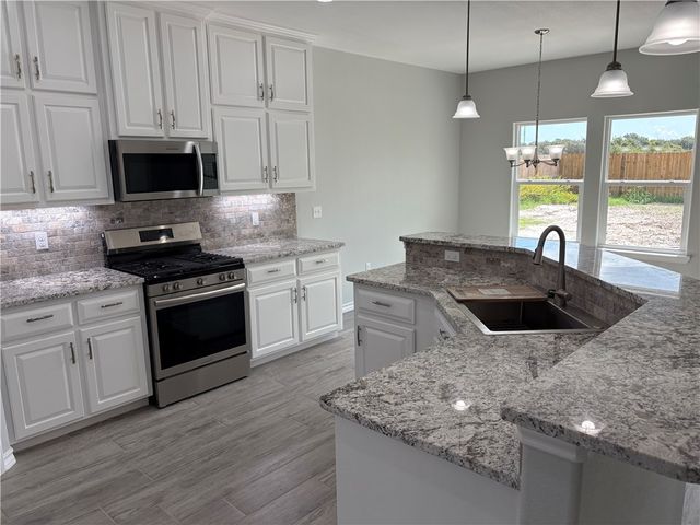 2534 Hewlett, Ingleside, TX 78362