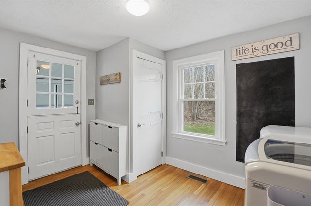 21 Park Street, Shrewsbury, MA 01545