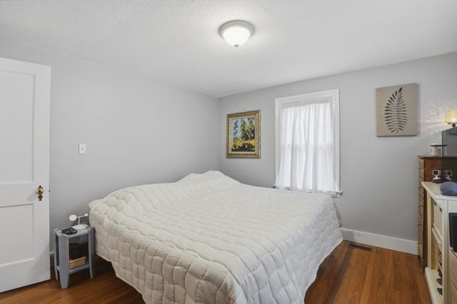 21 Park Street, Shrewsbury, MA 01545