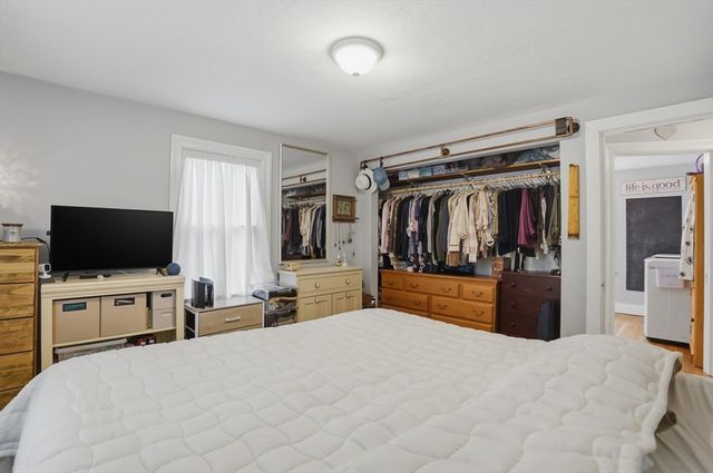 21 Park Street, Shrewsbury, MA 01545