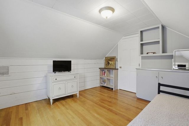 21 Park Street, Shrewsbury, MA 01545