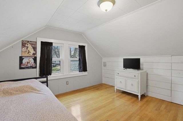 21 Park Street, Shrewsbury, MA 01545