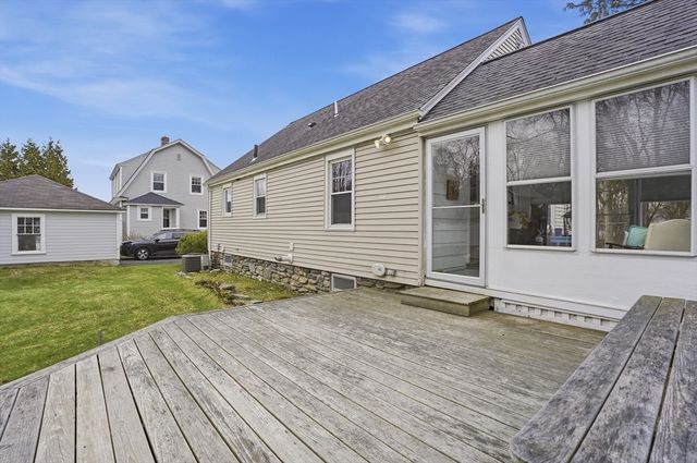 21 Park Street, Shrewsbury, MA 01545