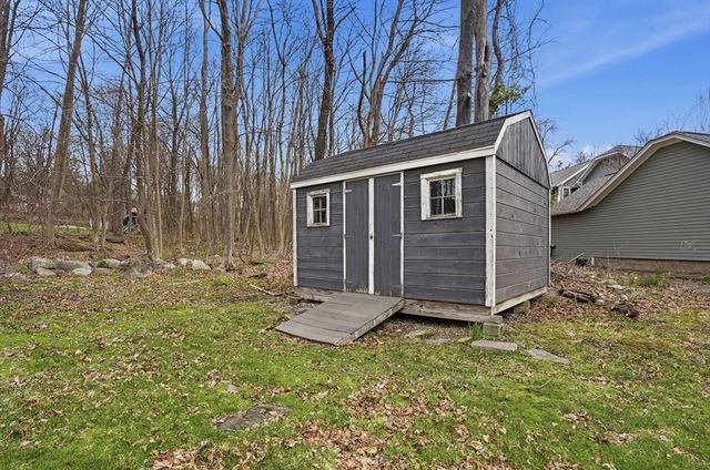 21 Park Street, Shrewsbury, MA 01545