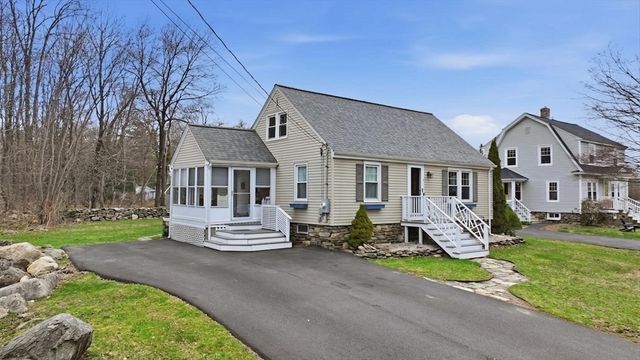 21 Park Street, Shrewsbury, MA 01545