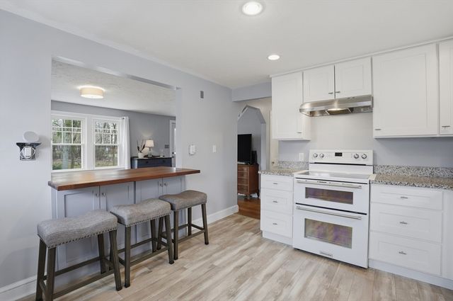 21 Park Street, Shrewsbury, MA 01545