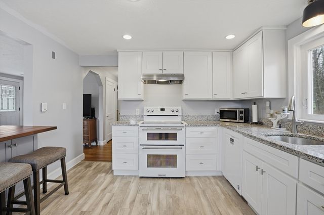 21 Park Street, Shrewsbury, MA 01545