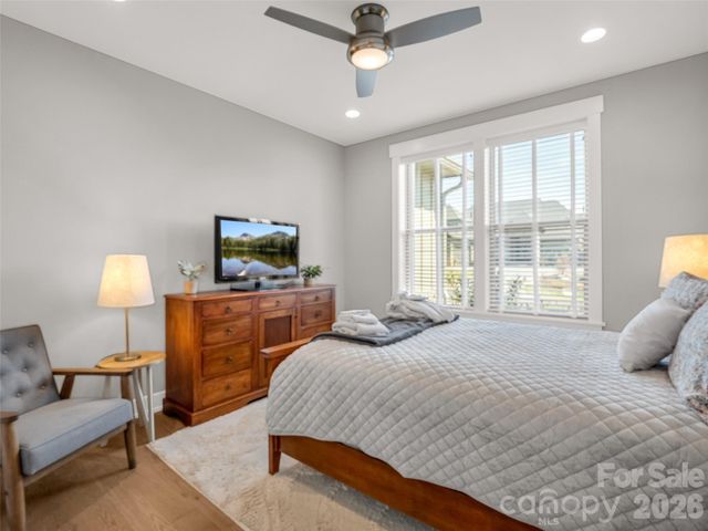 275 Daniel Circle Drive, Mills River, NC 28759