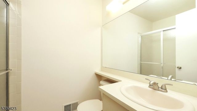 22 Woodward Ln, Bernards Twp., NJ 07920