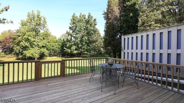 22 Woodward Ln, Bernards Twp., NJ 07920