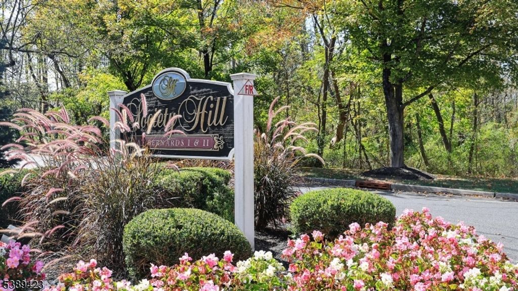 22 Woodward Ln, Bernards Twp., NJ 07920