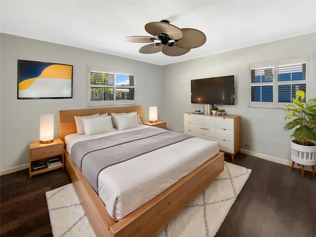 4825 W BAY COURT AVENUE, Tampa, FL 33611