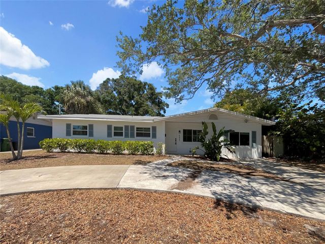 4825 W BAY COURT AVENUE, Tampa, FL 33611