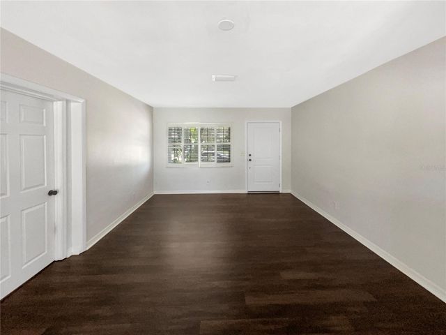 4825 W BAY COURT AVENUE, Tampa, FL 33611