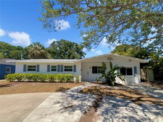 4825 W BAY COURT AVENUE, Tampa, FL 33611
