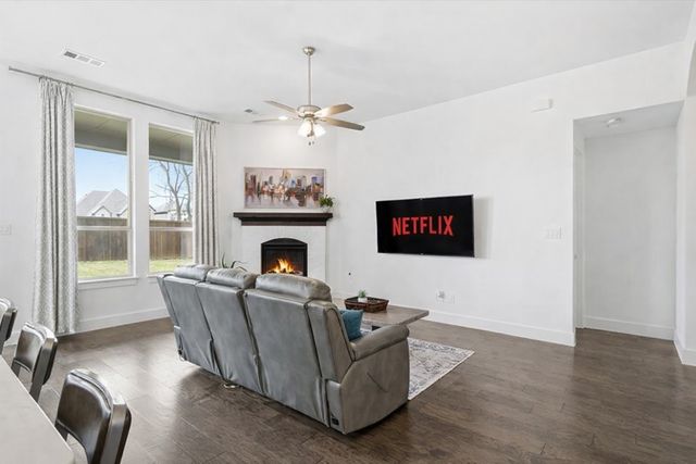 4105 Crossroads Court, Oak Point, TX 75068