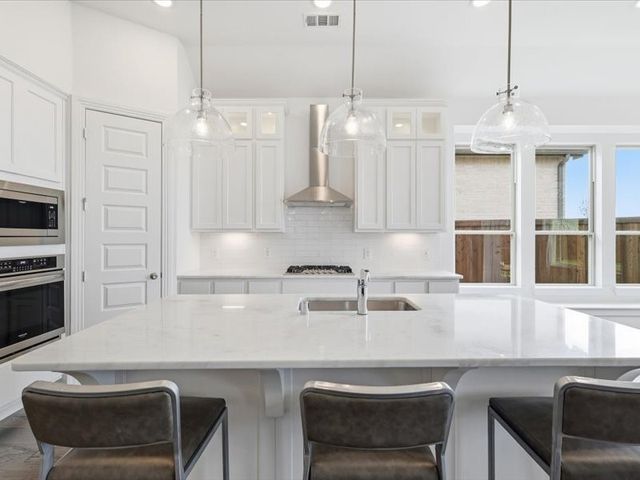 4105 Crossroads Court, Oak Point, TX 75068