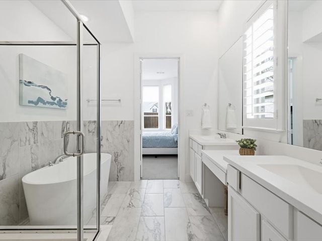 4105 Crossroads Court, Oak Point, TX 75068