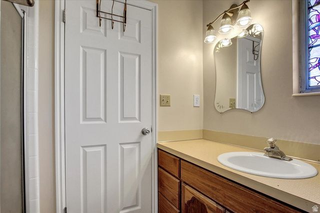 4374 S 2900 W, Roy, UT 84067