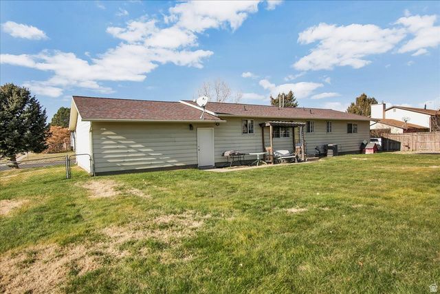 4374 S 2900 W, Roy, UT 84067