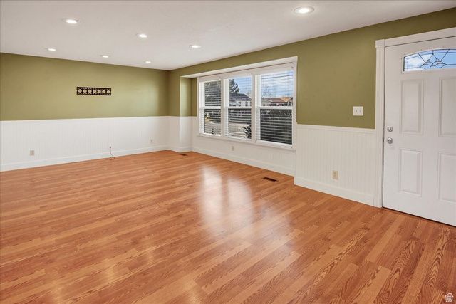 4374 S 2900 W, Roy, UT 84067